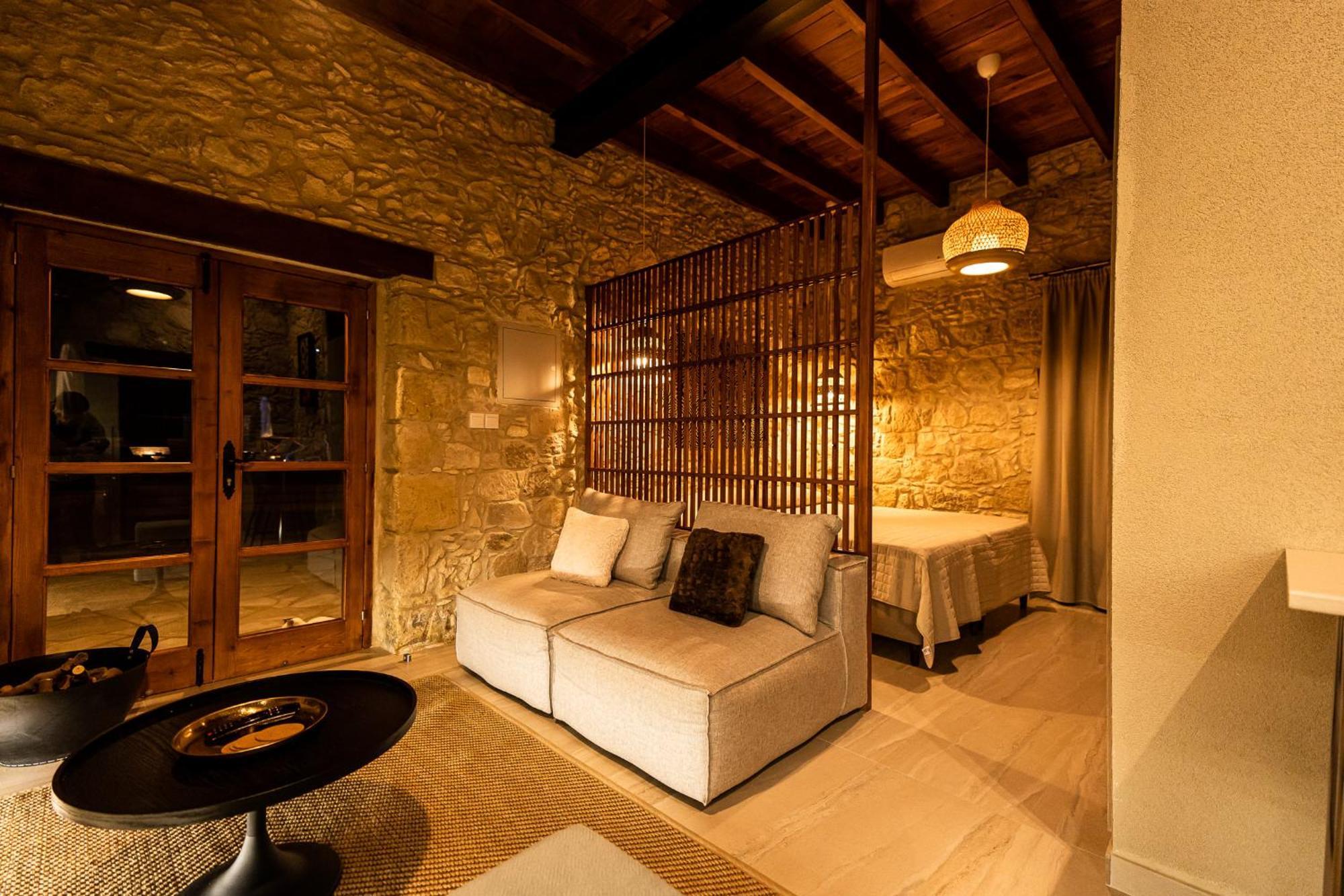 Harma Traditional Boutique Suites Paphos Exterior foto